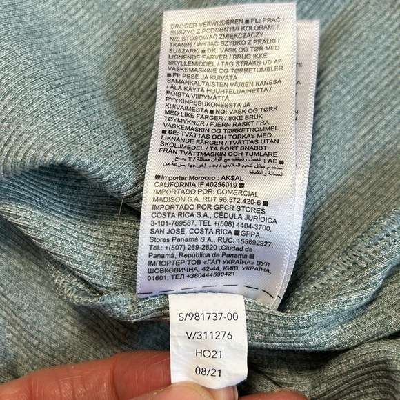 Athleta Uptempo Ribbed Henley Top Size Large Gray Green - Picture 10 of 10